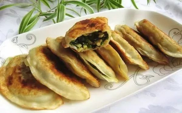 超级黄金眼韭菜盒子，美味与健康并存的独特佳肴
