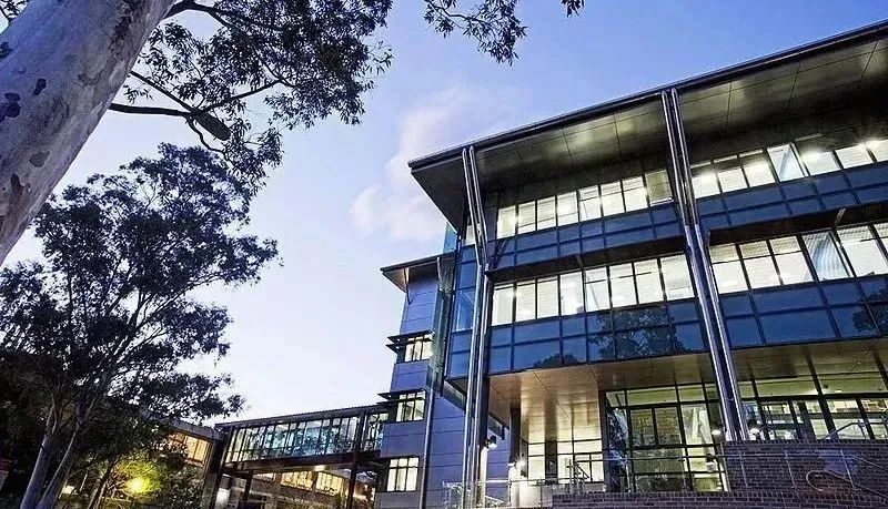 伍伦贡大学移民专业，探索移民研究的深度与广度