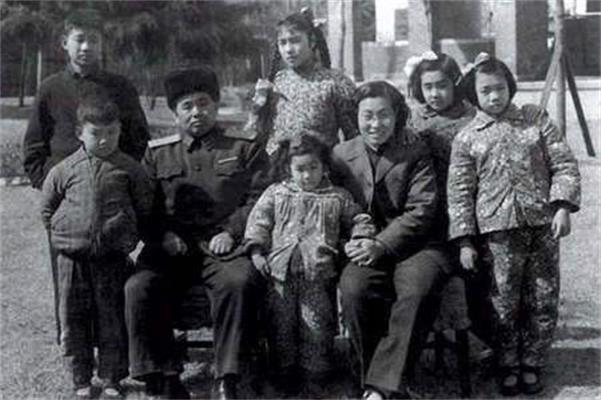 解放前入伍军人的待遇，历史回顾与反思