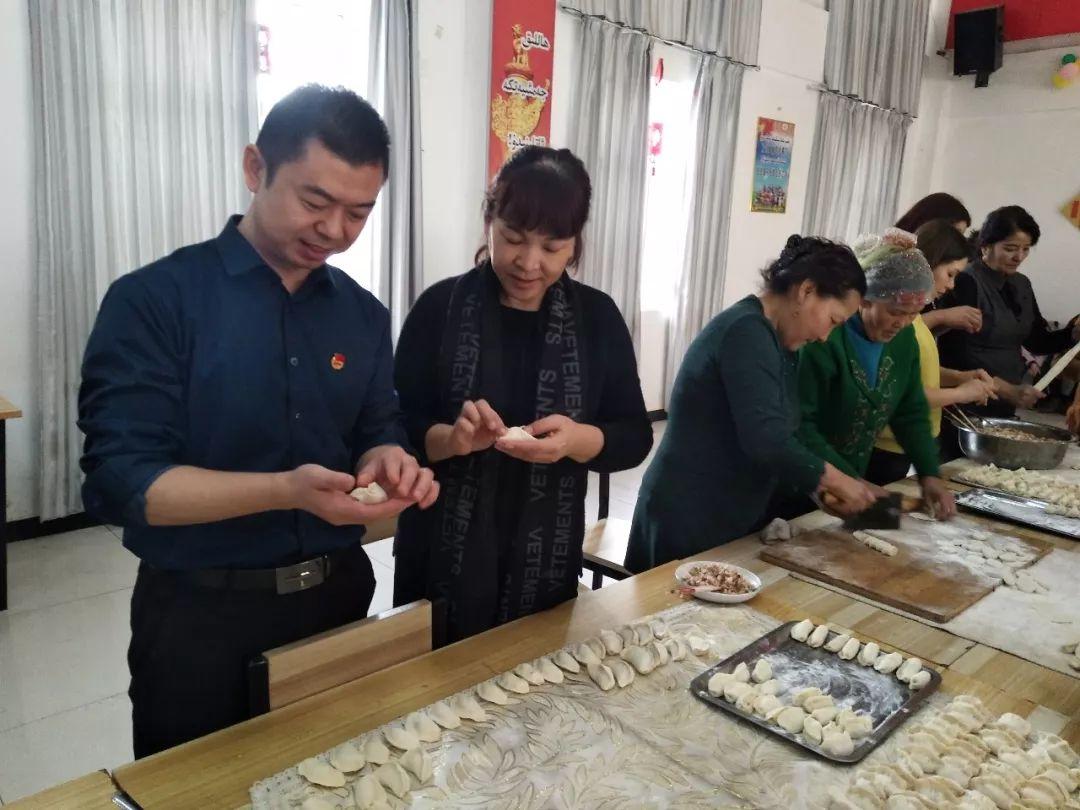 庆儿童医院专家团队，守护儿童健康的坚实后盾