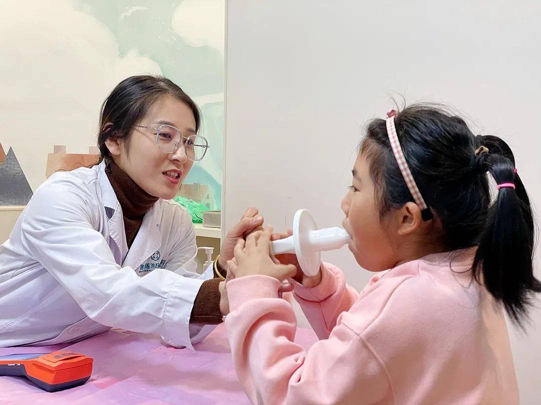 北京儿童呼吸专家，守护儿童健康的守护者