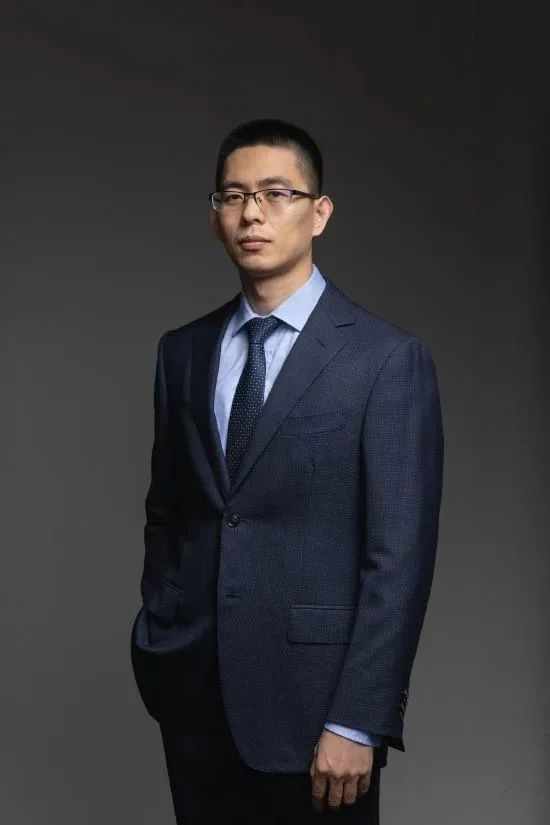 华盈创投吴，投资界的璀璨明星