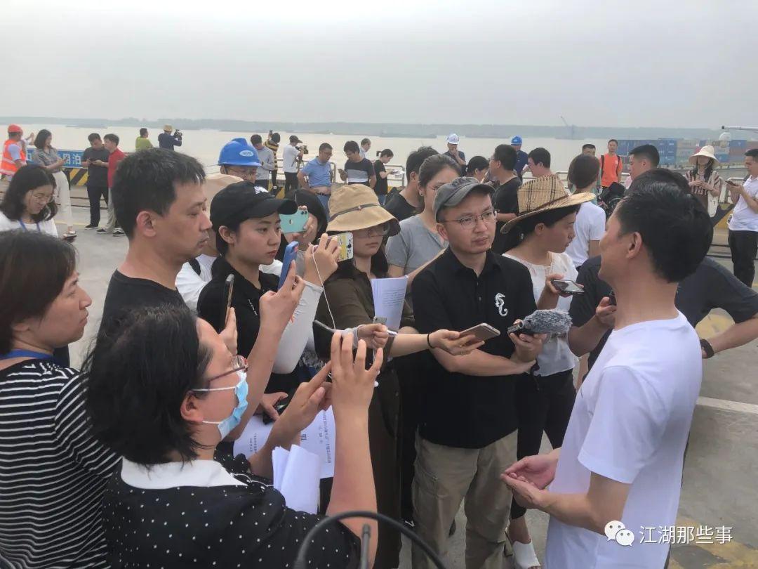 长江上的散货船，历史与现状的交织