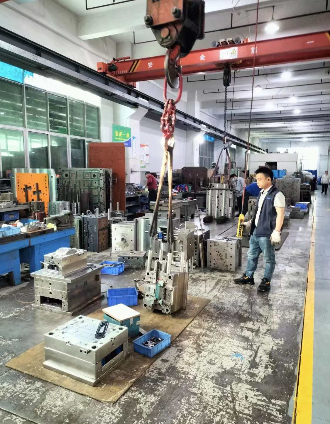 深圳金属模具制造厂的崛起与创新之路