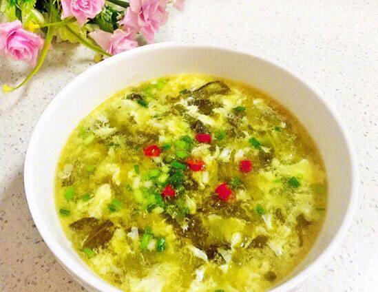 酸菜蛋花汤的做法，一道家常美食的烹饪指南