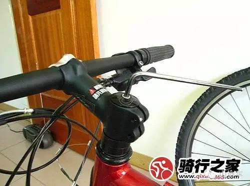 折叠车前叉维修拆解指南