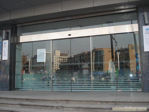 福建品牌平移自动门，现代建筑的优雅之选