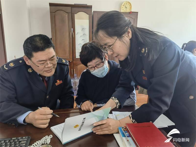 信用卡与购房发票，现代购房过程中的金融纽带