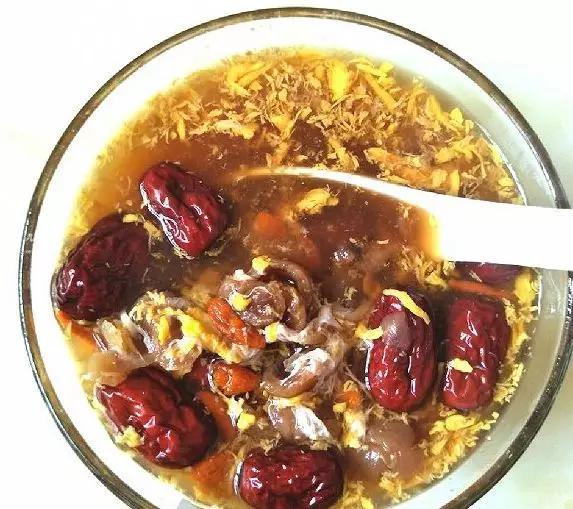 红枣蛋花羹，传统美食与健康养生的完美结合
