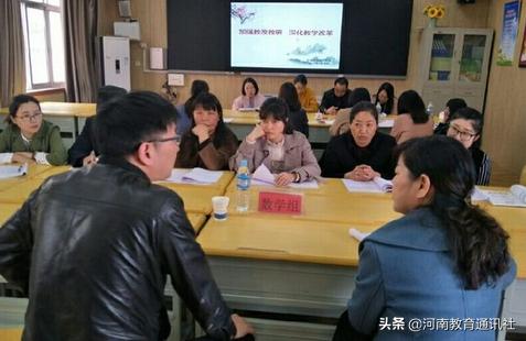 小班美术评课，探索与启示